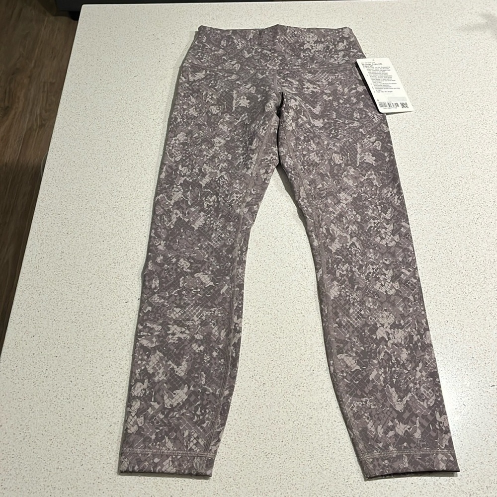 NEW Lululemon Wunder Train HR Tight 25